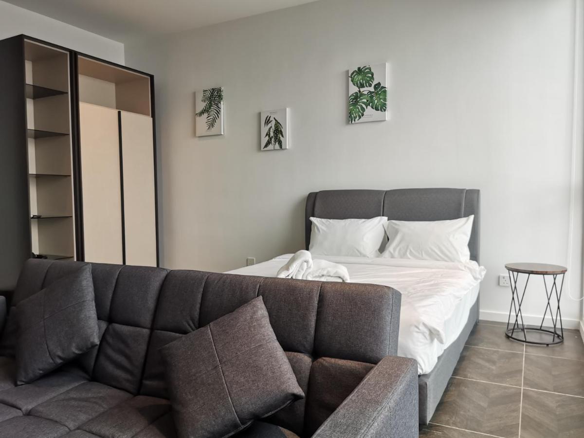 كوالالمبور Scarletz Suites Klcc By De Harlequins Guesthouse المظهر الخارجي الصورة