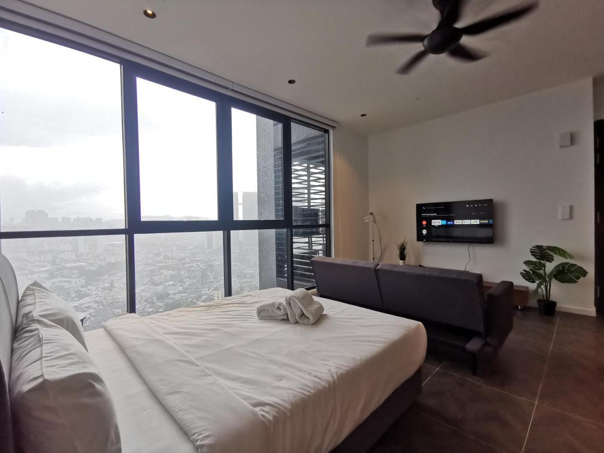كوالالمبور Scarletz Suites Klcc By De Harlequins Guesthouse المظهر الخارجي الصورة
