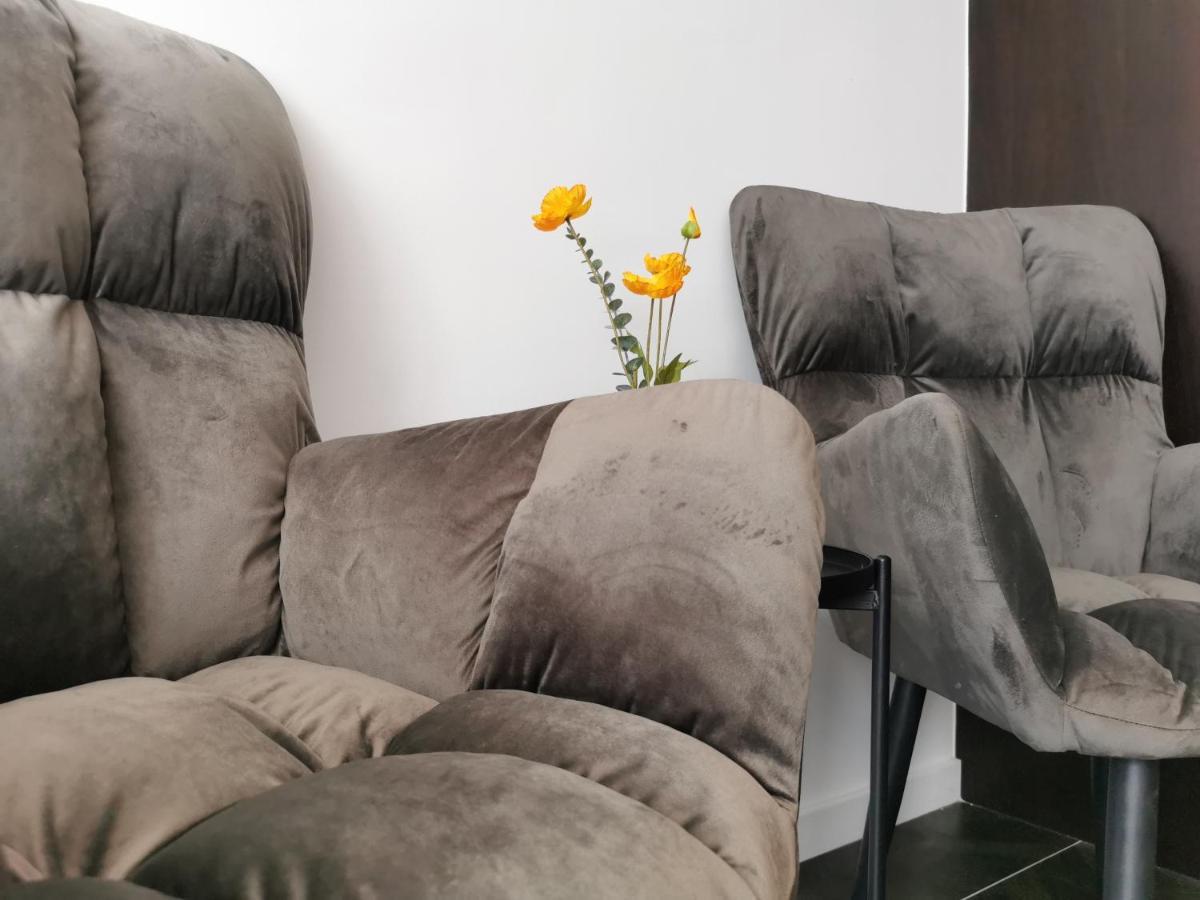 كوالالمبور Scarletz Suites Klcc By De Harlequins Guesthouse المظهر الخارجي الصورة