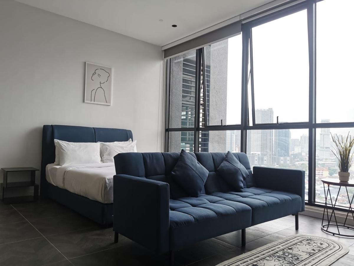 كوالالمبور Scarletz Suites Klcc By De Harlequins Guesthouse المظهر الخارجي الصورة
