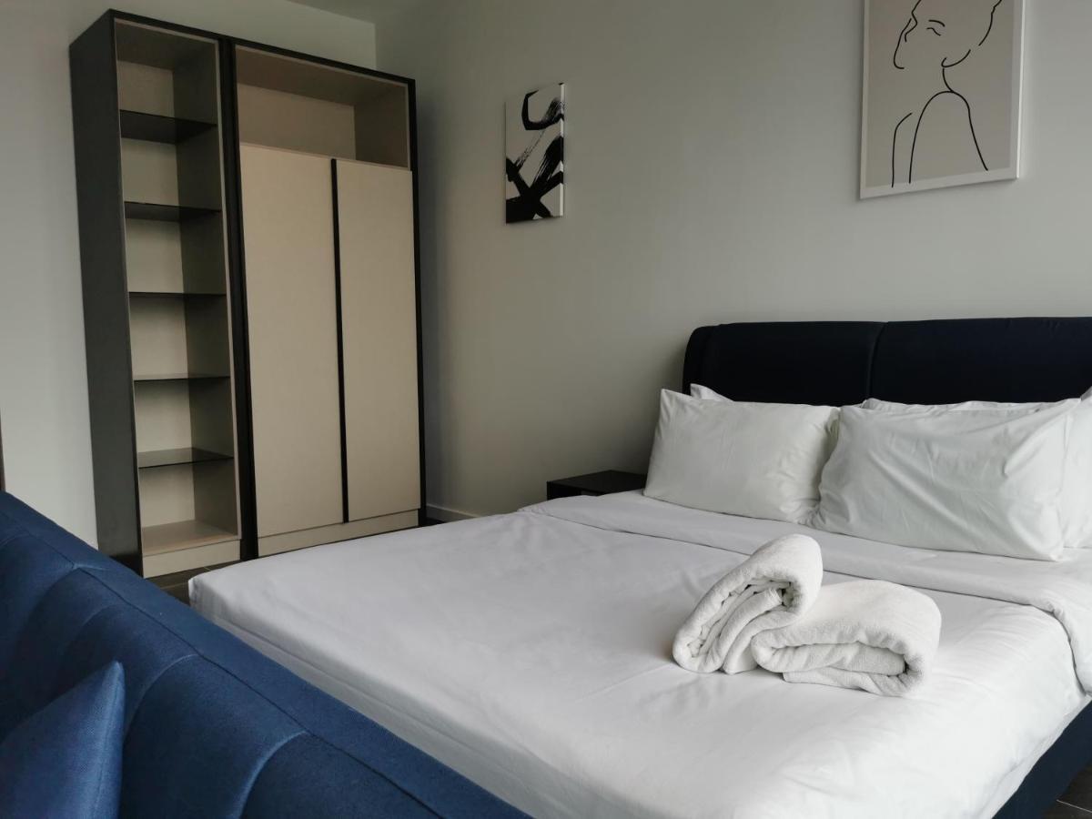 كوالالمبور Scarletz Suites Klcc By De Harlequins Guesthouse المظهر الخارجي الصورة