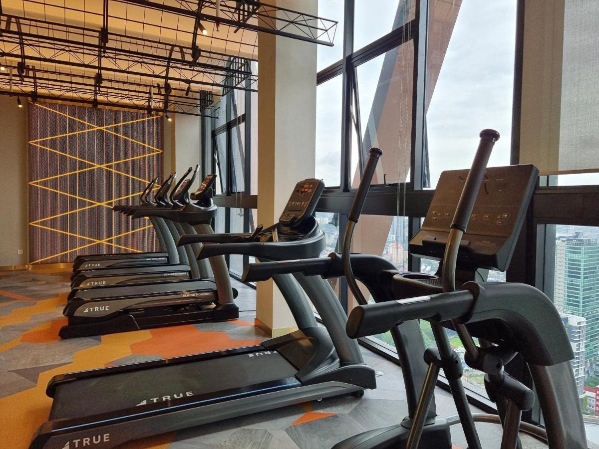 كوالالمبور Scarletz Suites Klcc By De Harlequins Guesthouse المظهر الخارجي الصورة