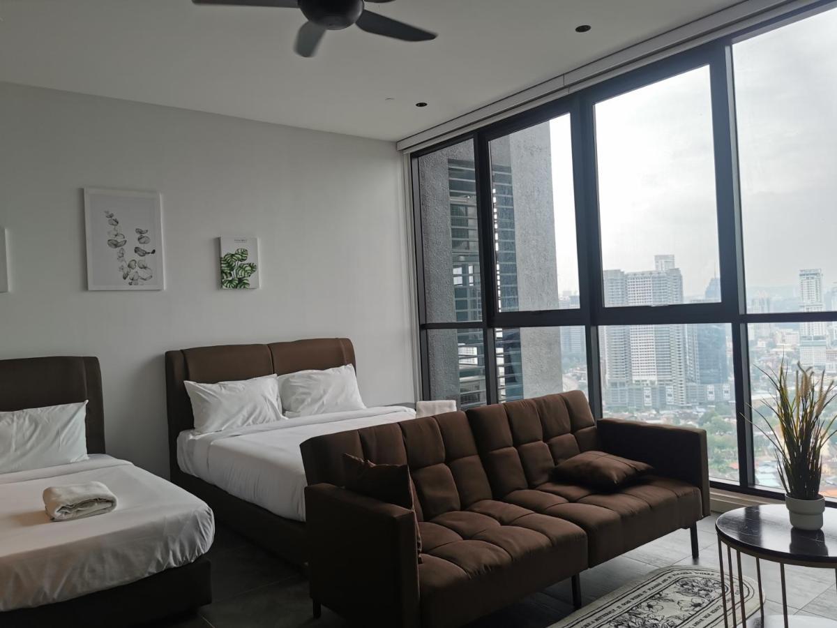 كوالالمبور Scarletz Suites Klcc By De Harlequins Guesthouse المظهر الخارجي الصورة