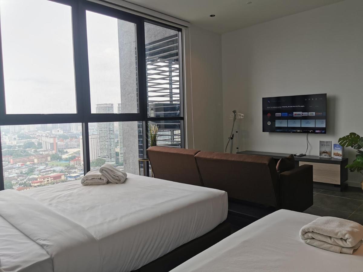 كوالالمبور Scarletz Suites Klcc By De Harlequins Guesthouse المظهر الخارجي الصورة