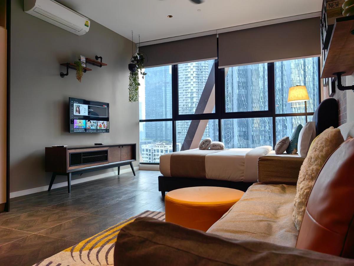 كوالالمبور Scarletz Suites Klcc By De Harlequins Guesthouse المظهر الخارجي الصورة