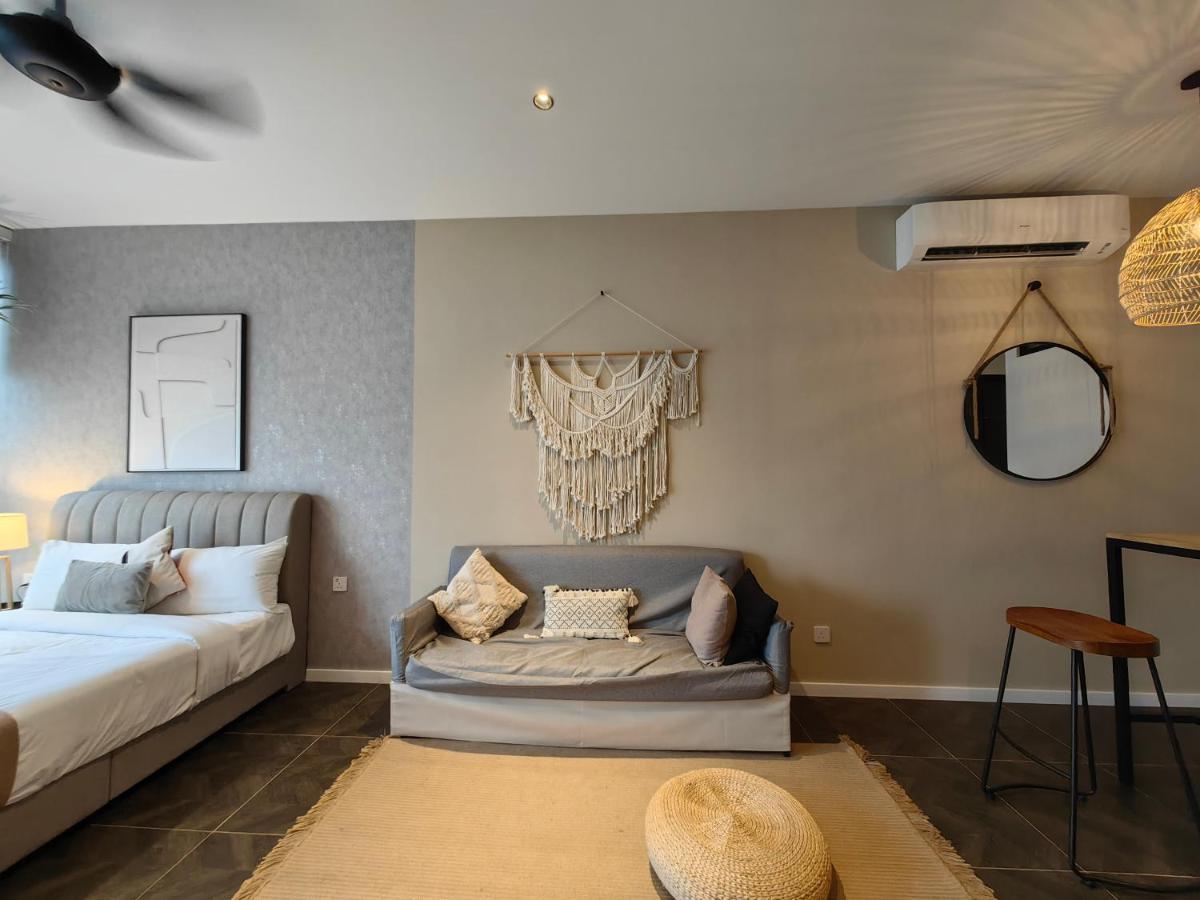 كوالالمبور Scarletz Suites Klcc By De Harlequins Guesthouse المظهر الخارجي الصورة
